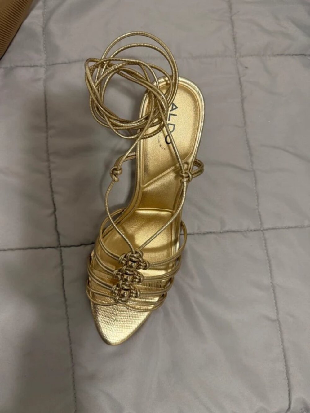heels - Picture 2 of 2